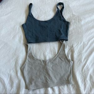 Brandy Melville Crop tanks
